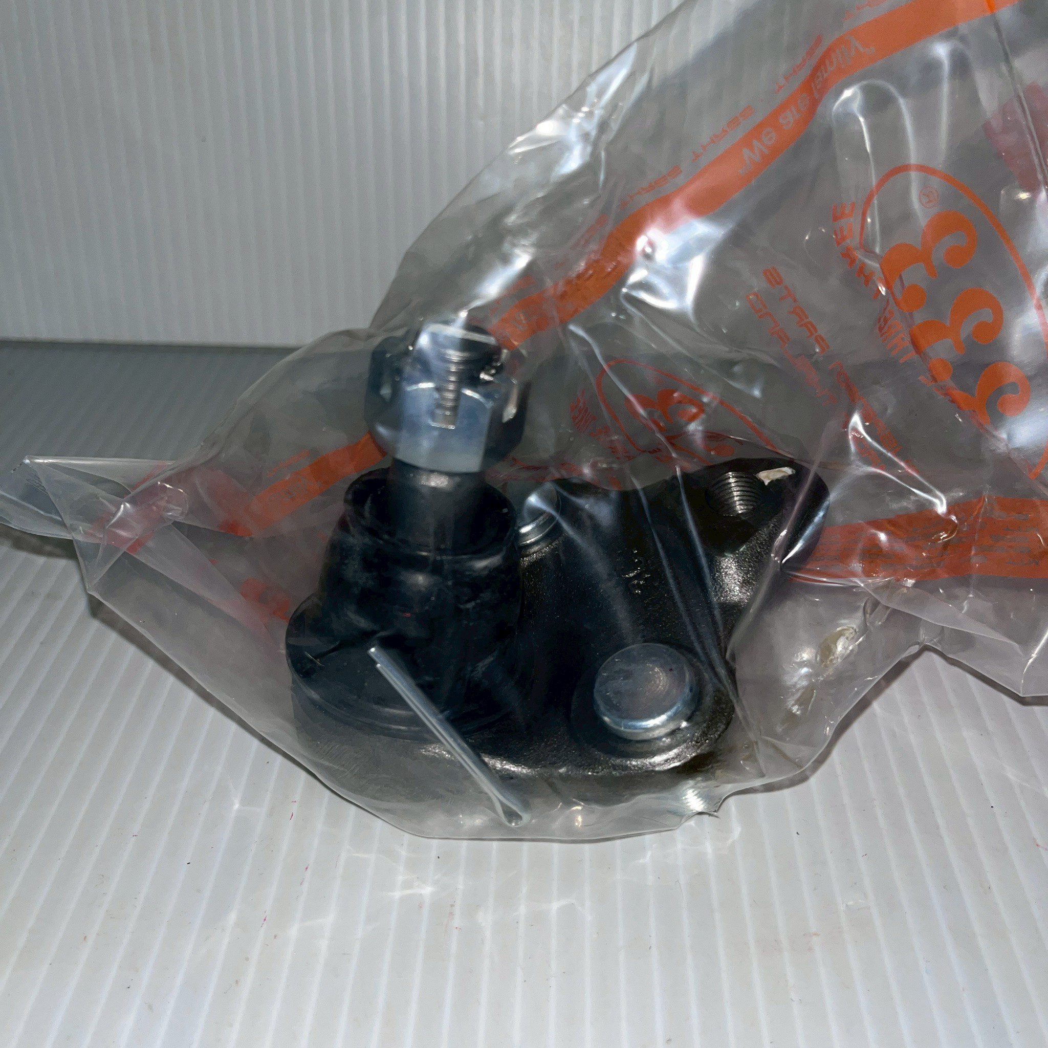 ลูกหมากปีกนกล่าง TOYOTA ALTIS,LIMO ZZE12#2002-2004 - Image 4