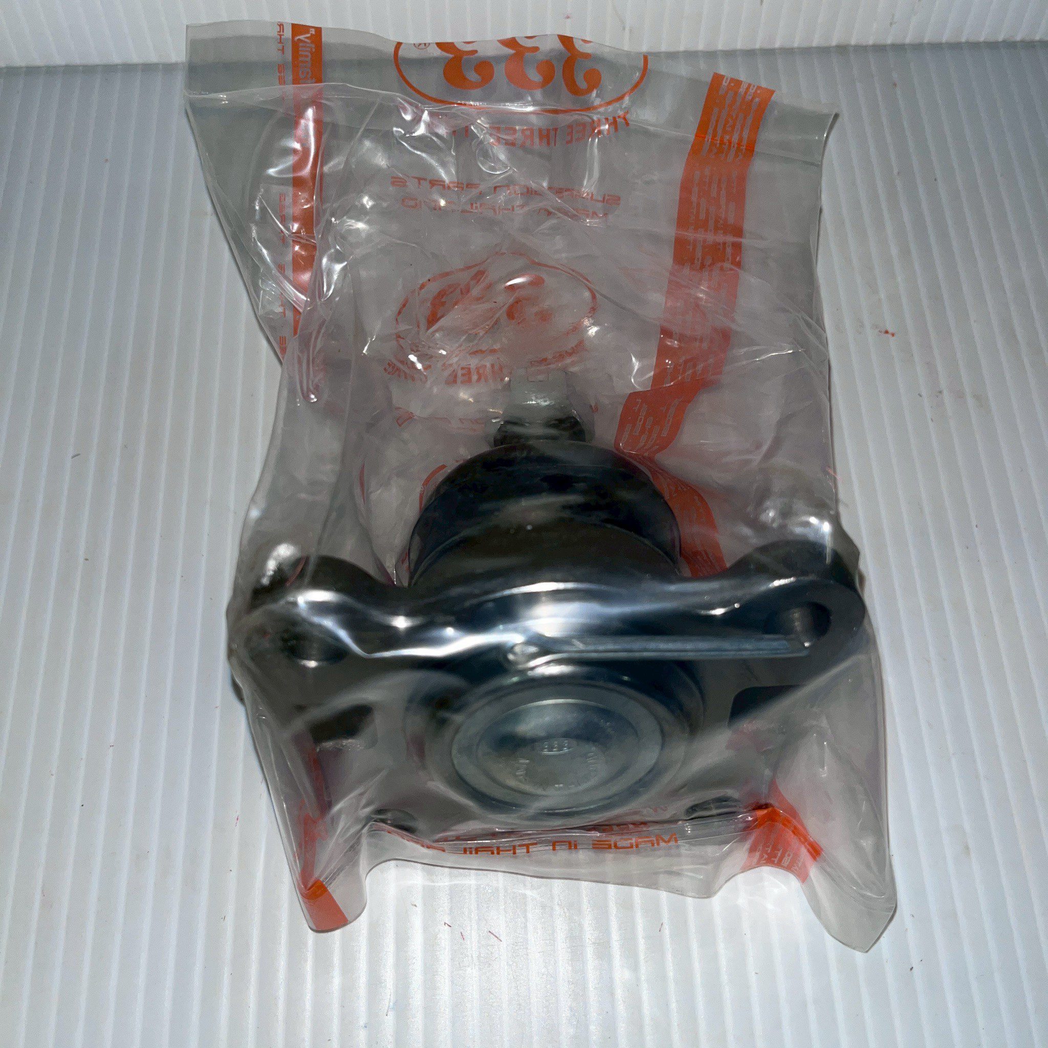 ลูกหมากปีกนกล่าง TOYOTA TIGER 4WD LN107,LN111,LN130 - Image 2