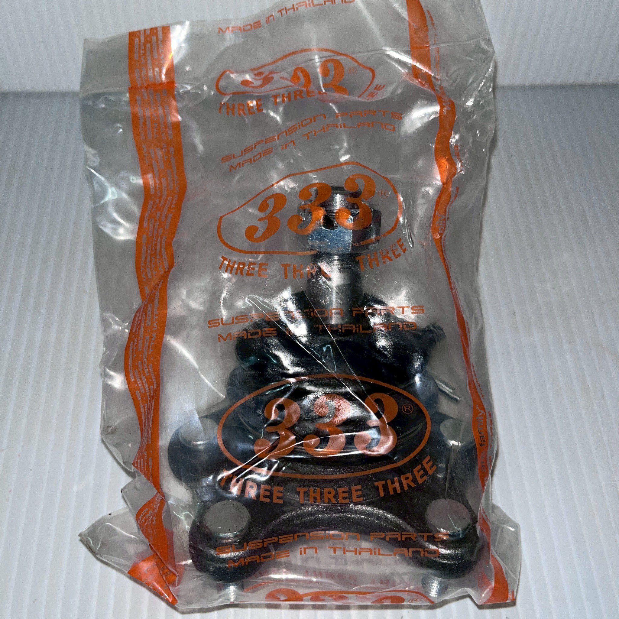 ลูกหมากปีกนกบน TOYOTA HILUX 4WD,TIGER 4WD LN16#LN17 - Image 4