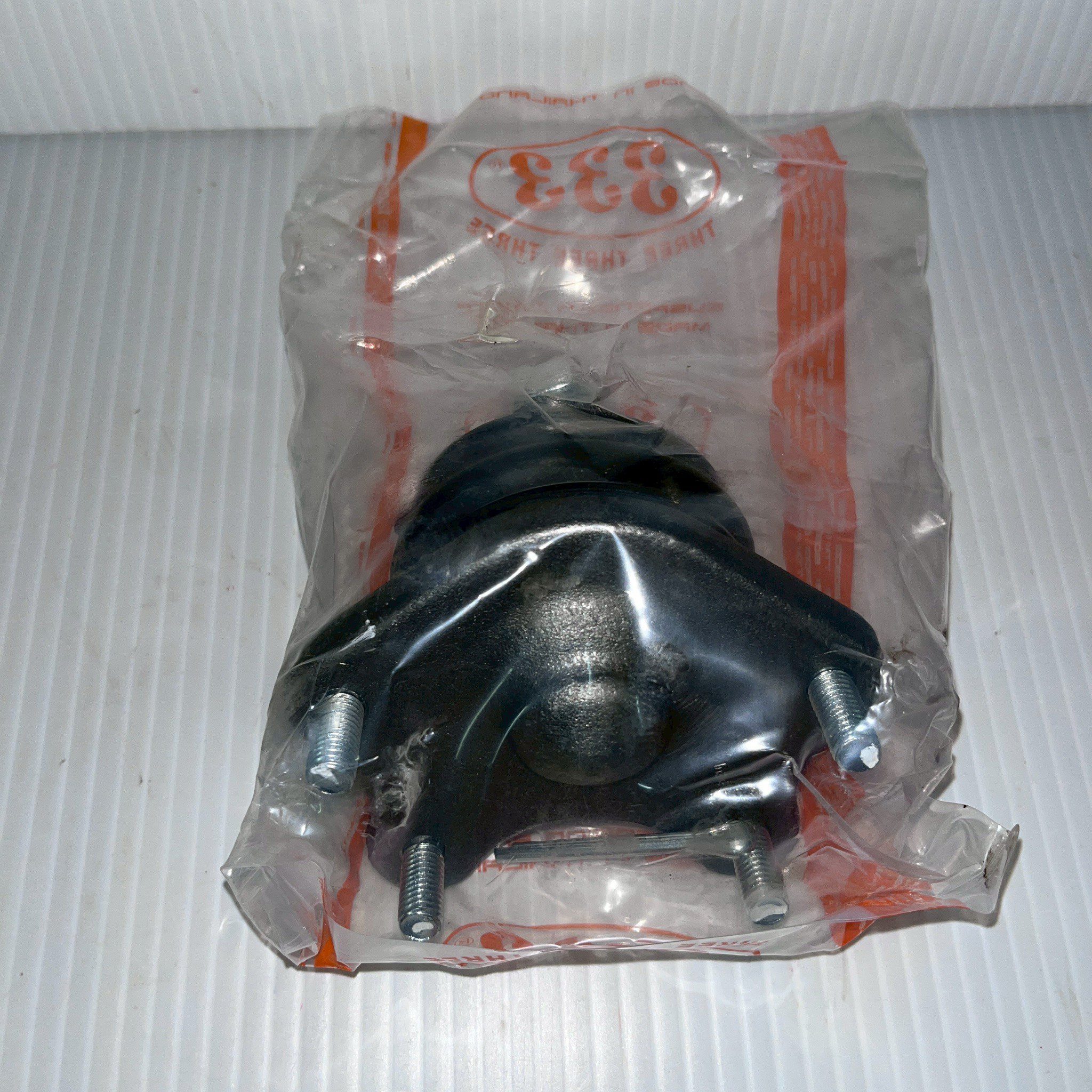 ลูกหมากปีกนกบน TOYOTA HILUX 4WD,TIGER 4WD LN16#LN17 - Image 3