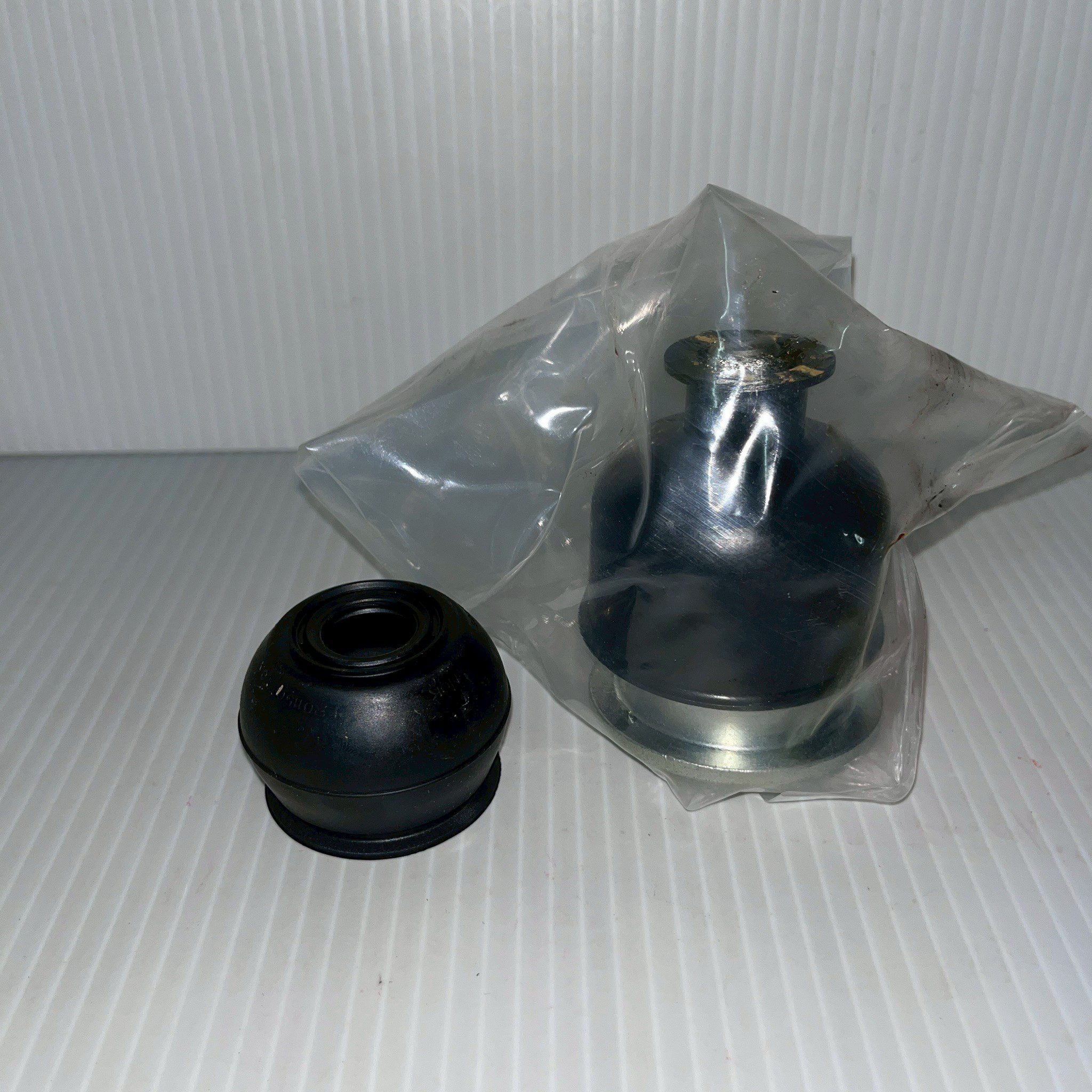 ลูกหมากปีกนกบน ซ้าย-ขวา MITSUBISHI TRITON 2WD - Image 3