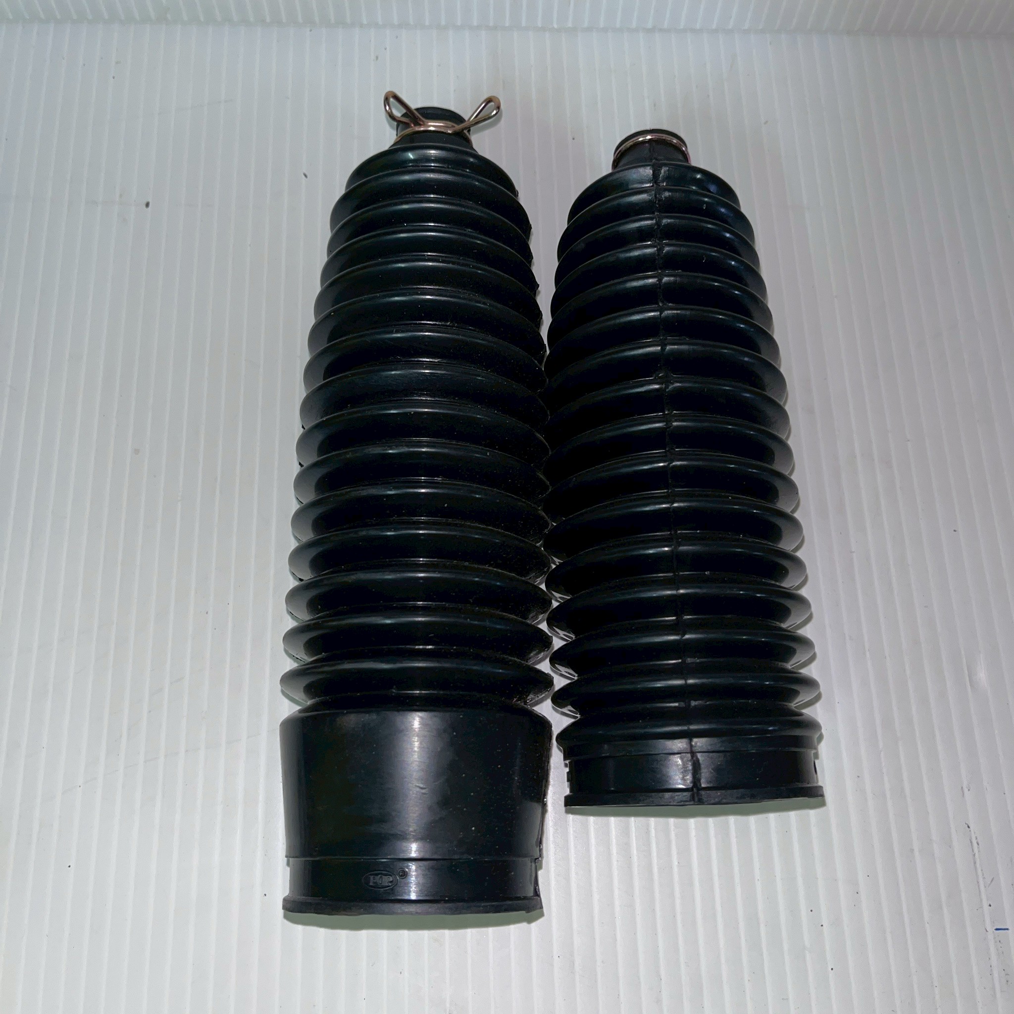ยางกันฝุ่นพวงมาลัย TOYOTA VIGO FORTUNER 2-4WD(RH) - Image 3
