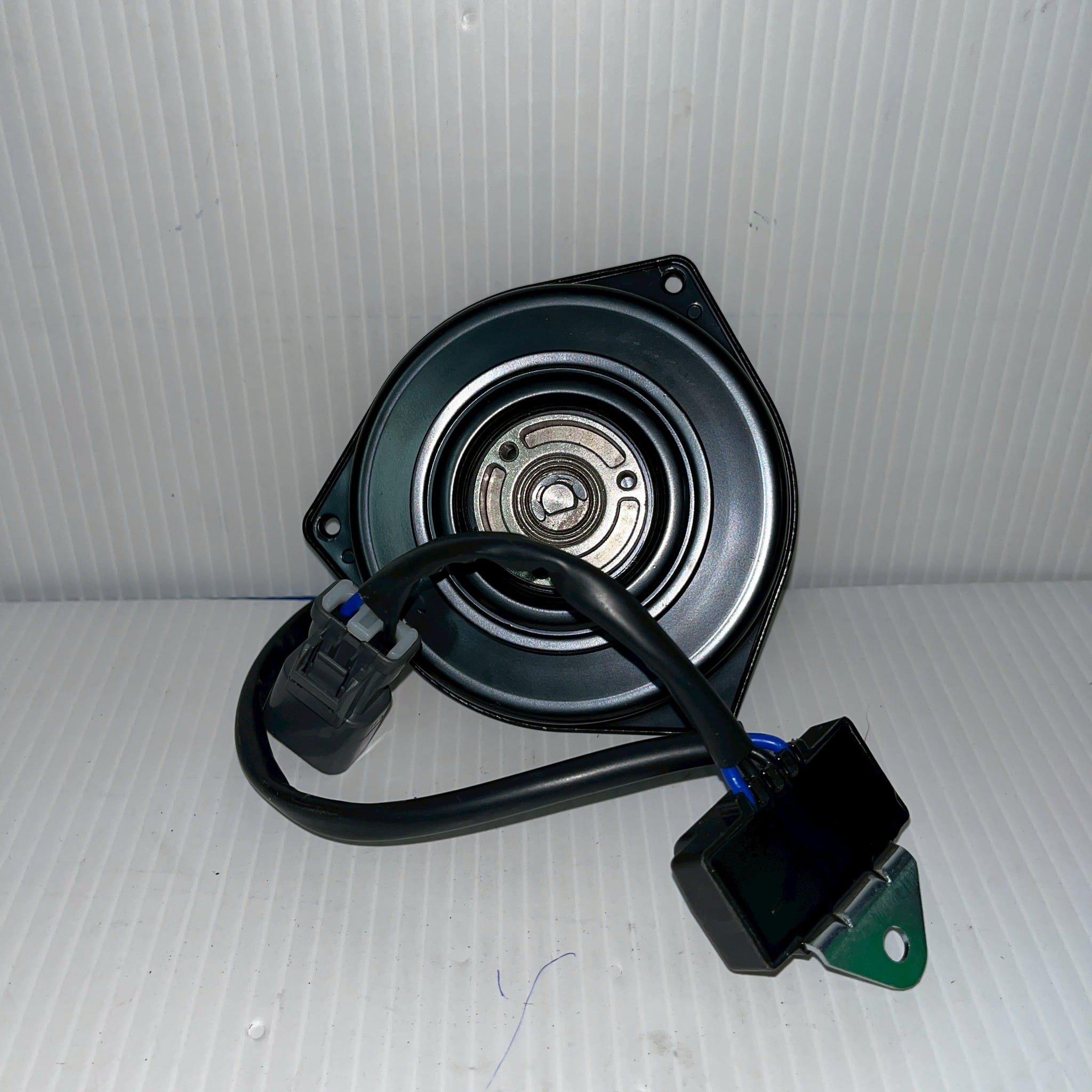 มอเตอร์พัดลมหม้อน้ำ HONDA JAZZ'02-08/CIVIC FD/CR-V7 - Image 4
