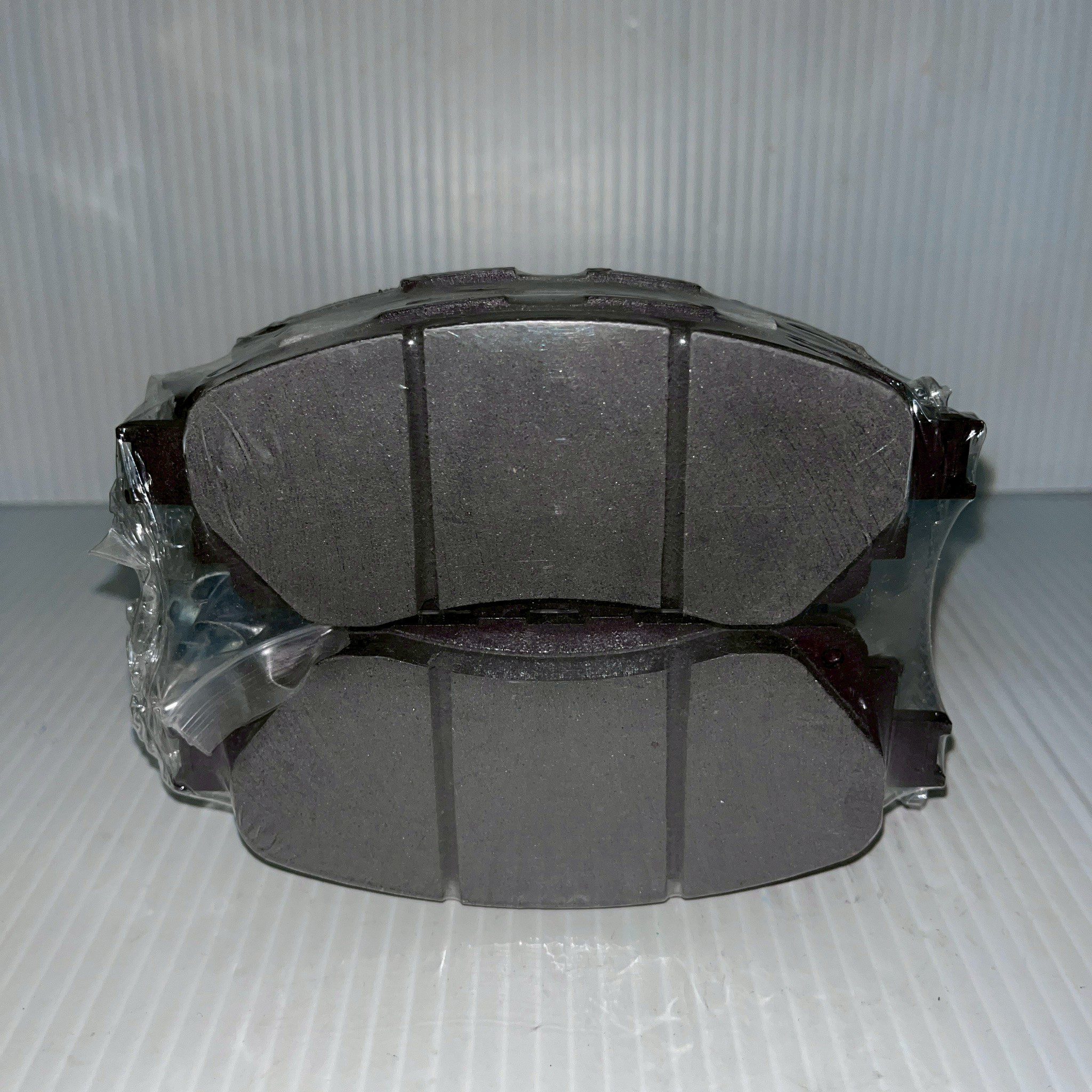 ผ้าเบรคหน้า DCC-695 TOYOTA HI-LUXREVO 2WD - Image 4