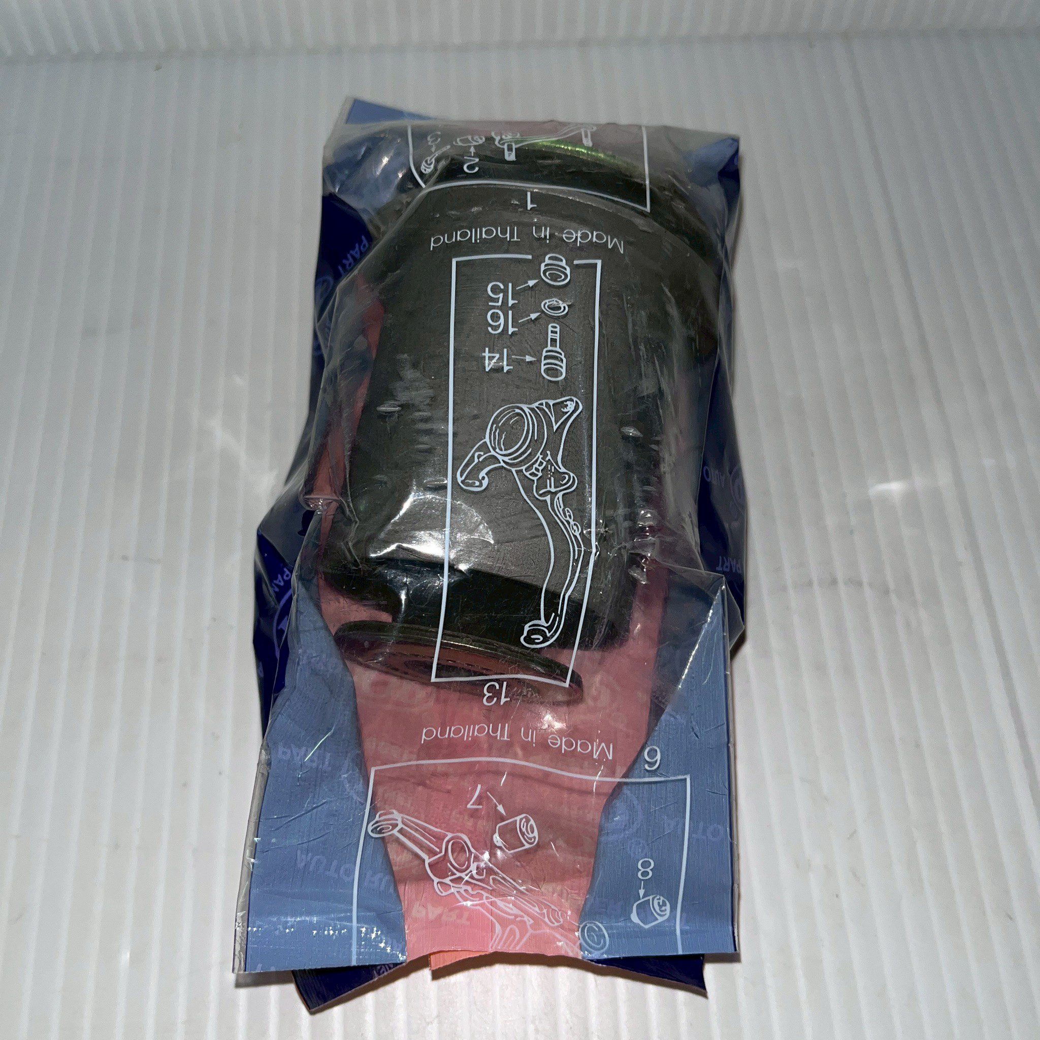 บูชปีกนกล่าง (POP) TOYOTA VIGO FORTUNER 4x4 (เล็ก) - Image 2