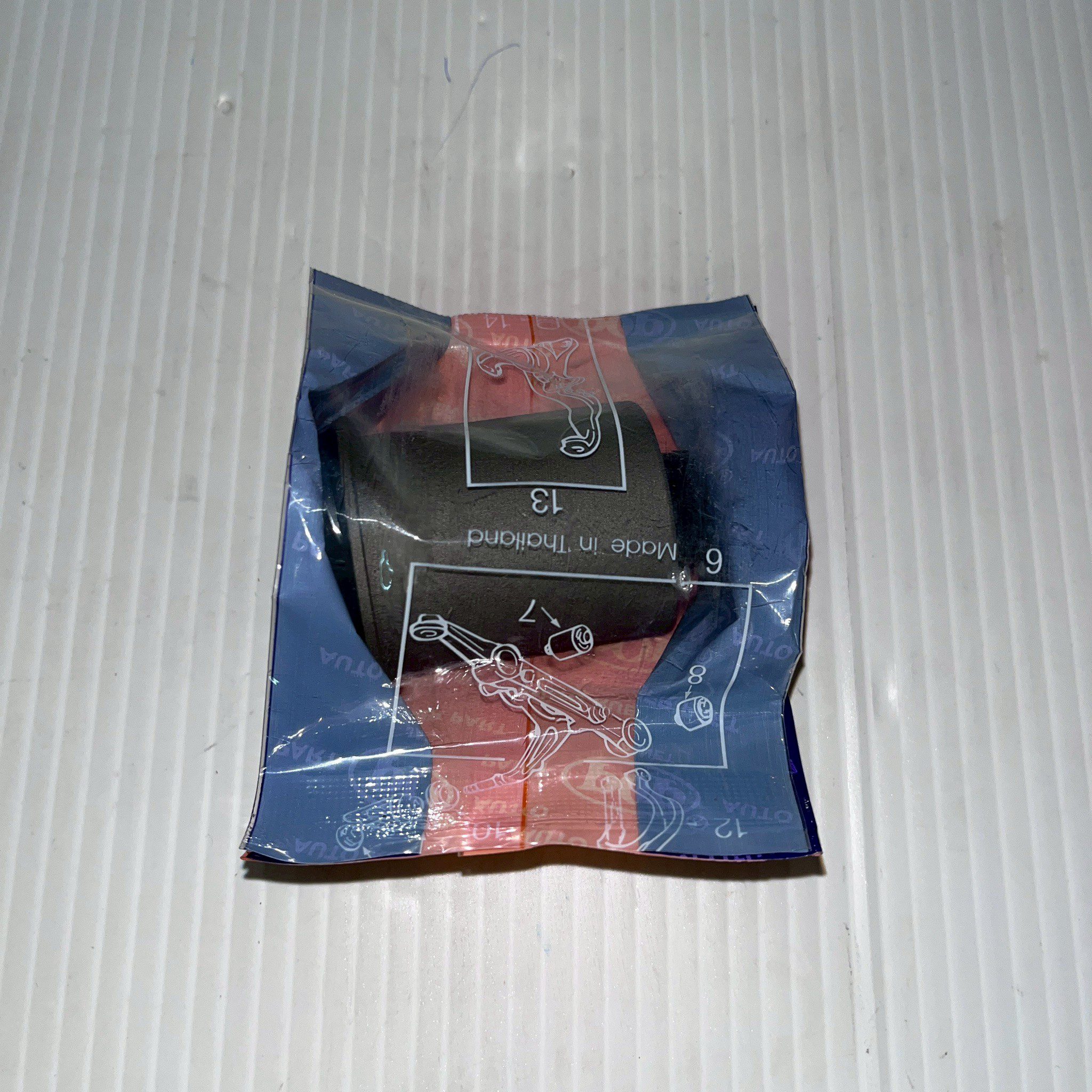 บูชปีกนกบน (POP) TOYOTA VIGO 4x2,INNOVA - Image 2